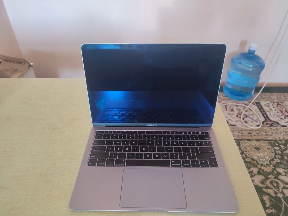 MacBook Air 13" 2018