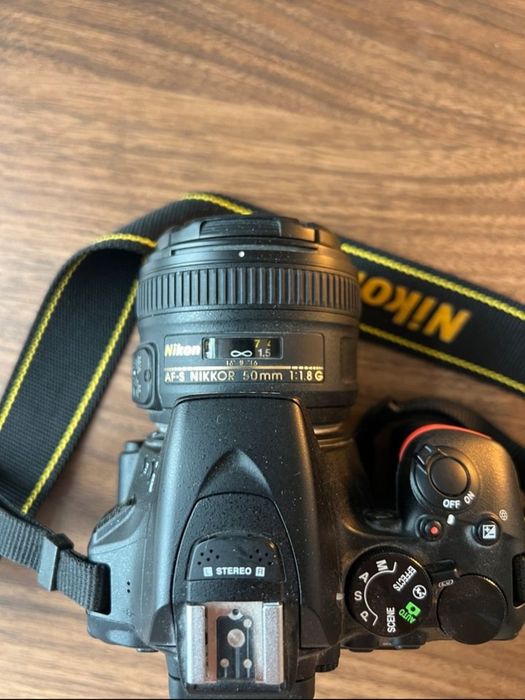 Продавам Nikon d5600