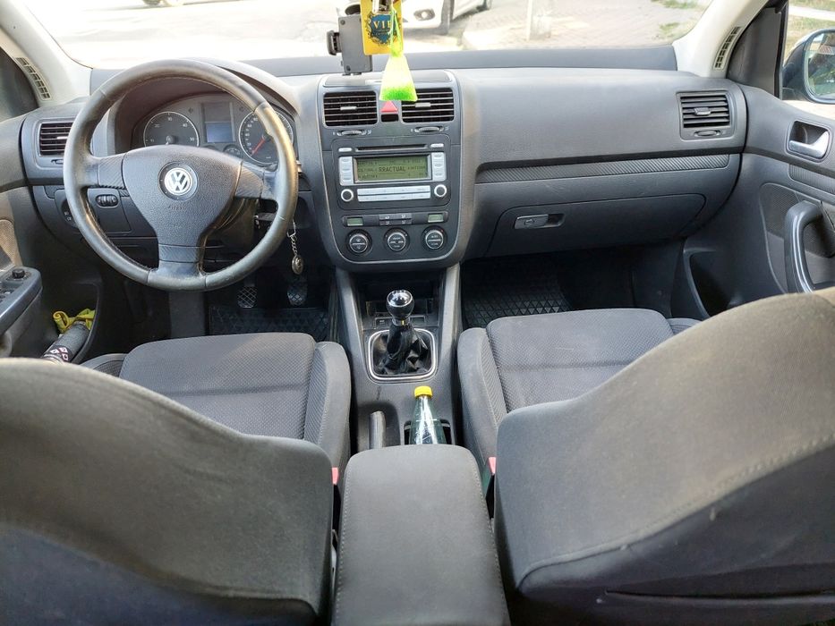 Vând golf 5 1.9 diesel