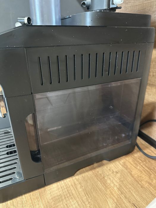 Кафемашина DeLonghi Magnifica EVO