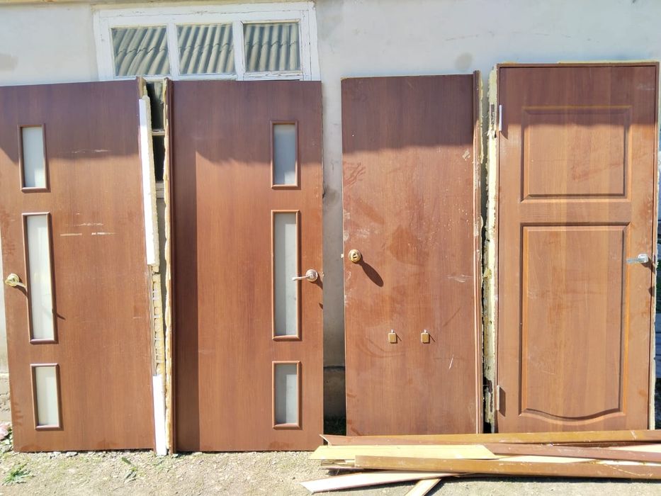 продам двери срочно