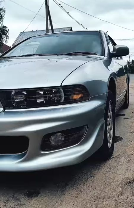 Передний Бампер Viento рестайлинг Митсубиси Галант 8 / Легнум