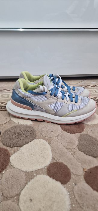 Маратонки DIADORA 45ном.