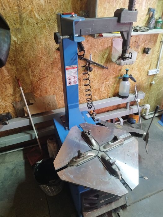 Продам шиномонтаж