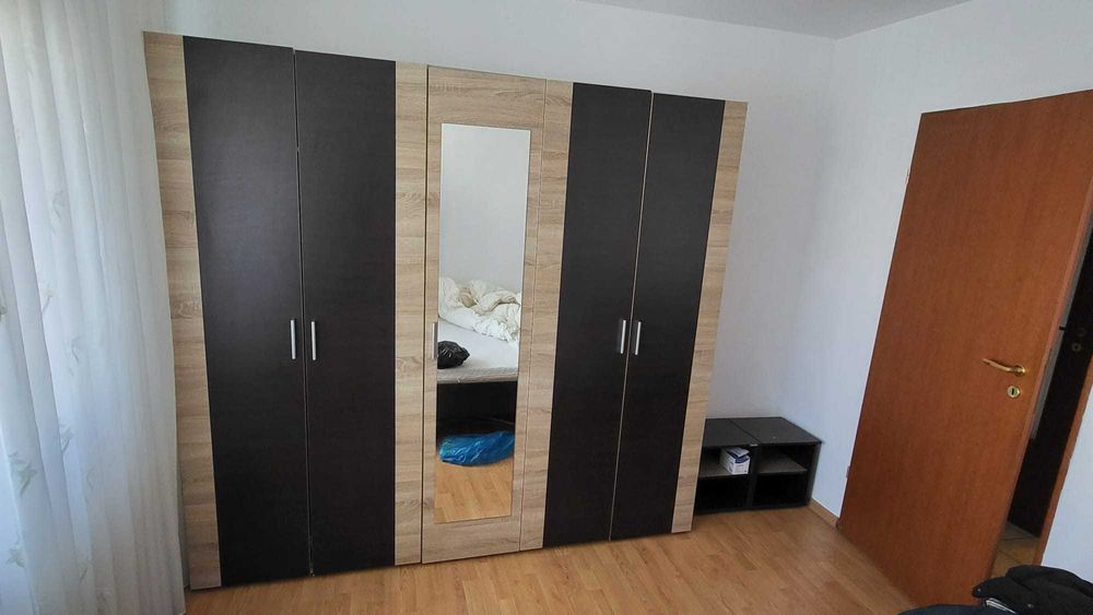 Vand set mobila dormitor plus biblioteca Dedeman