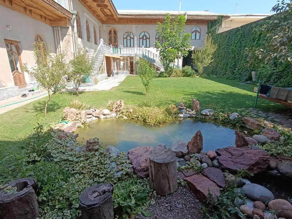 Хасанбой Шерибом 10-хона 7-Сотих Учаска Ховли Узок Муддатга Берилади