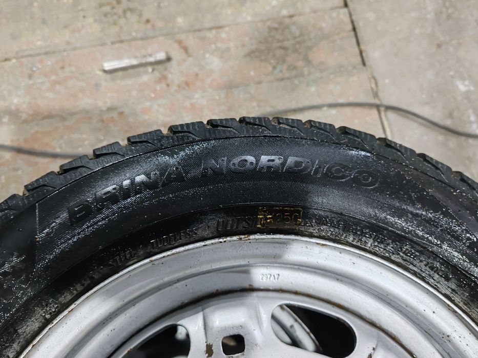 Резина зимняя пассат б3