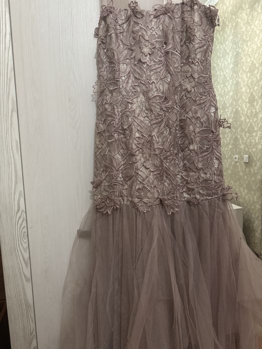 Продам вечернее платье