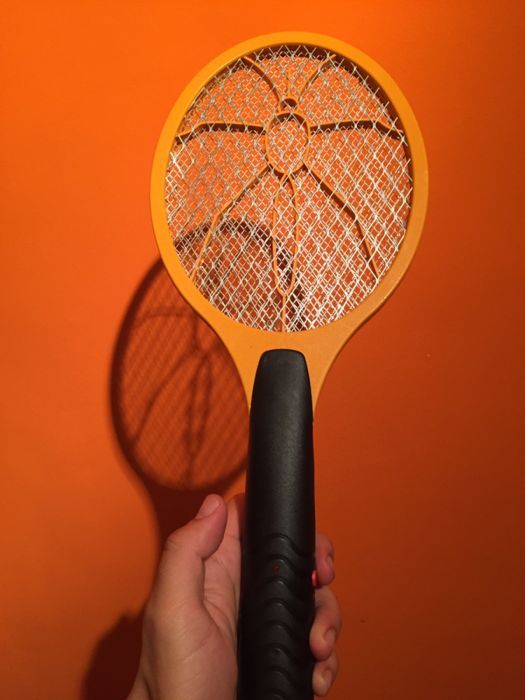 Paleta electrica pentru muste , insecte Omoara insecte cu soc electric