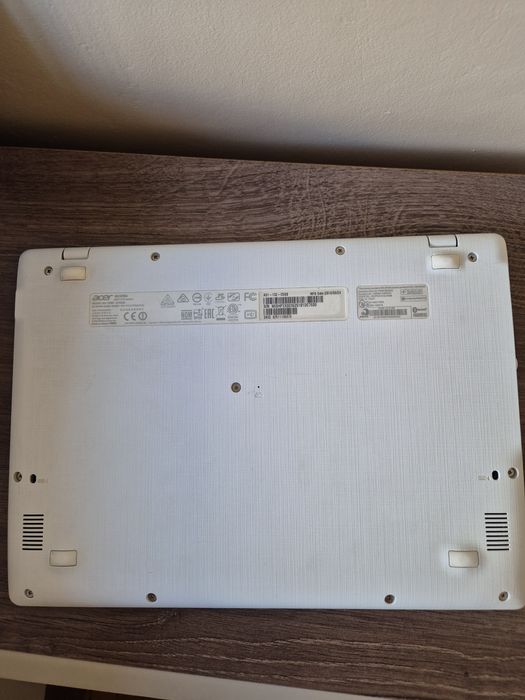 Лаптоп Acer Aspire One 11