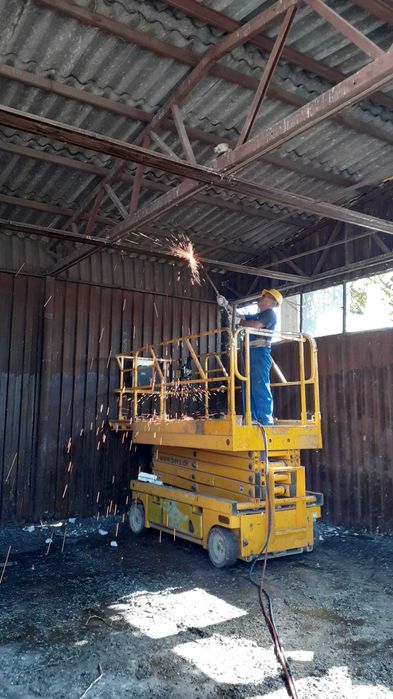 Inchiriez Nacela Electrica Tip Foarfeca 8-10-12m. Nacele Articulate.