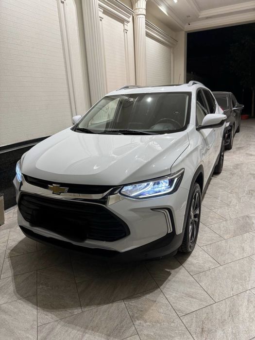 Tracker premier 2022 dekabr