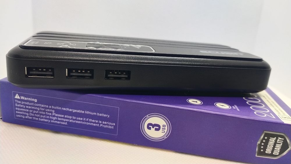 Паурбанк в отличном состояние