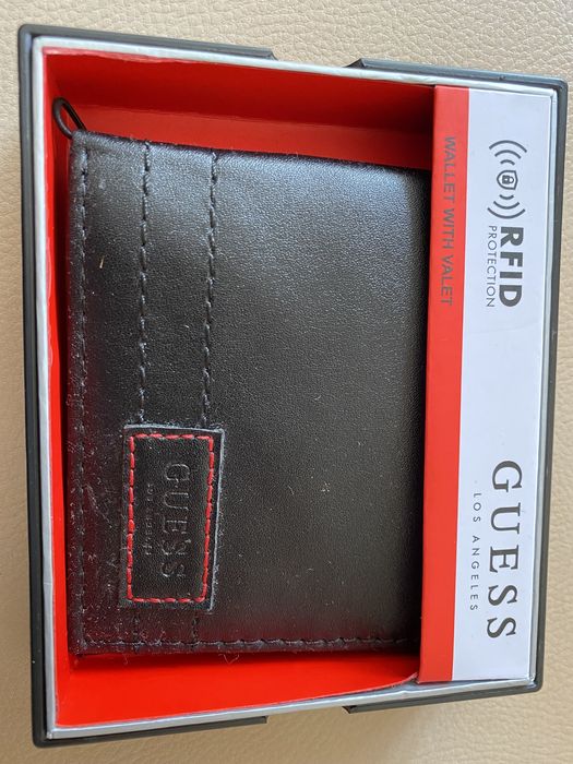 Portofel Guess pentru barbati