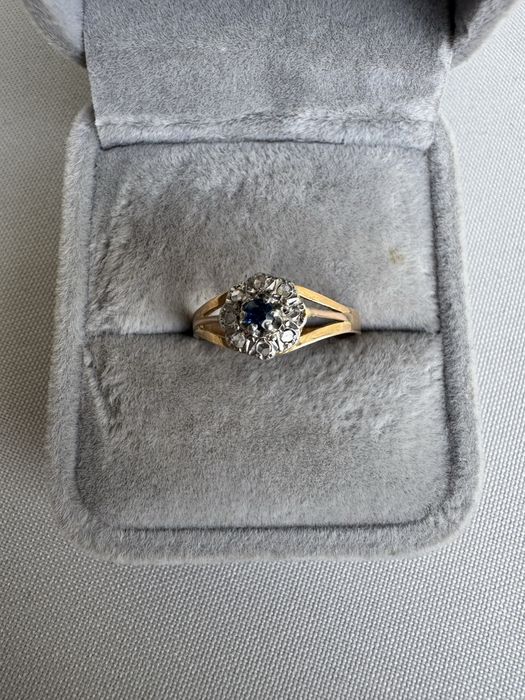 Inel din aur, safir si diamante