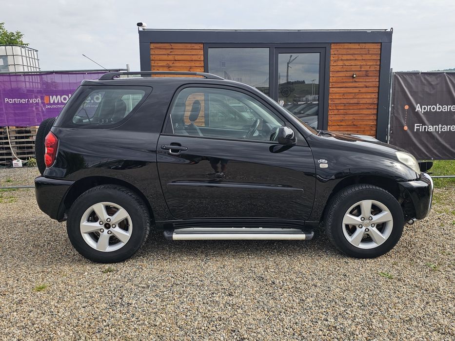 Toyota Rav4 2.0Diesel 4x4 ,Clima  Pilot, Piele Jante  Cârlig  Posibil rate ***