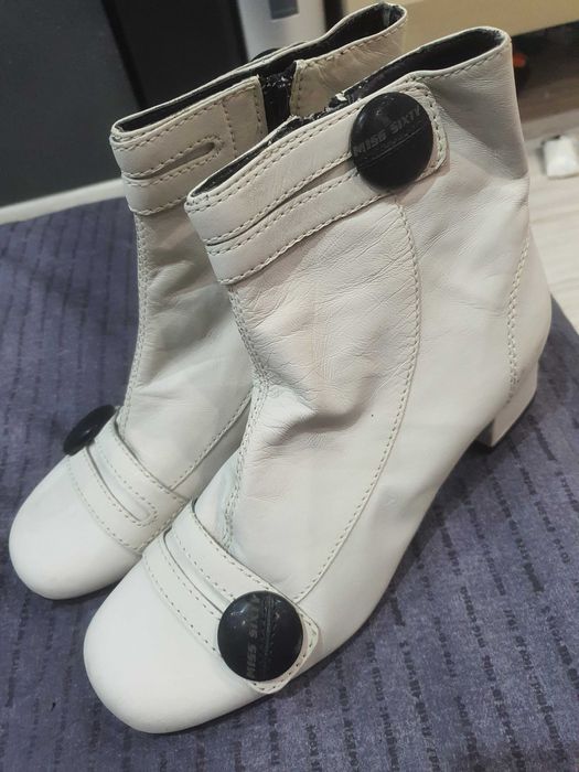 Оригинални MISS SIXTY кожени боти