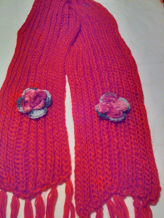 продавам велурени ръкавици и дамски шалове