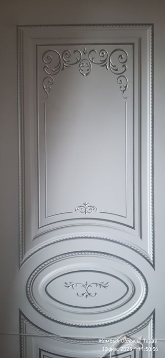 Межкомнатный дверь