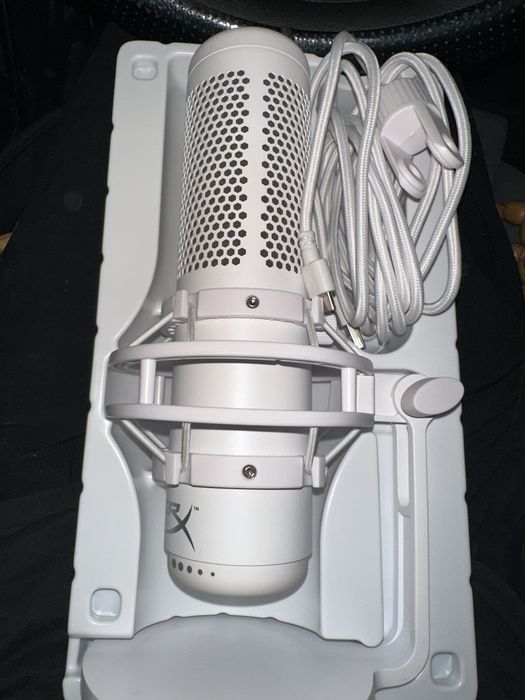 Микрофон HyperX Quadcast S
