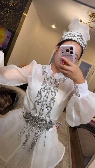 Ұзату көйлегі сатылады + сәукеле, тақия