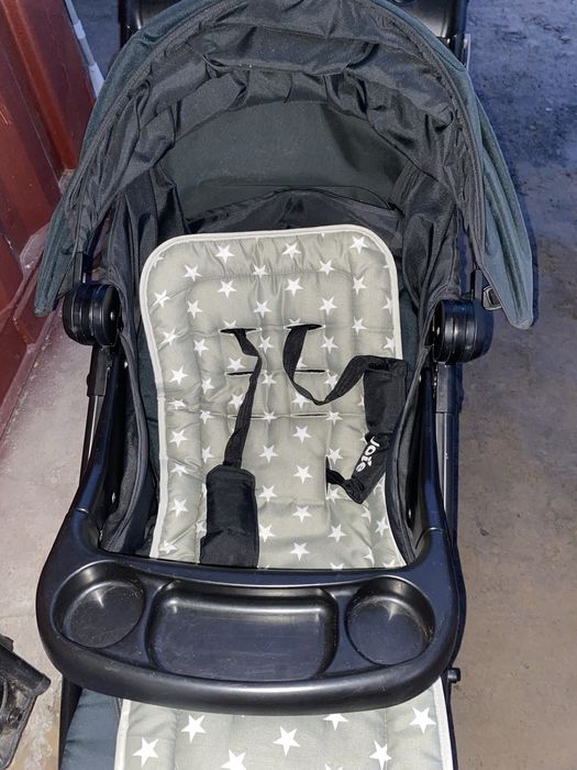 Коляска прогулочная