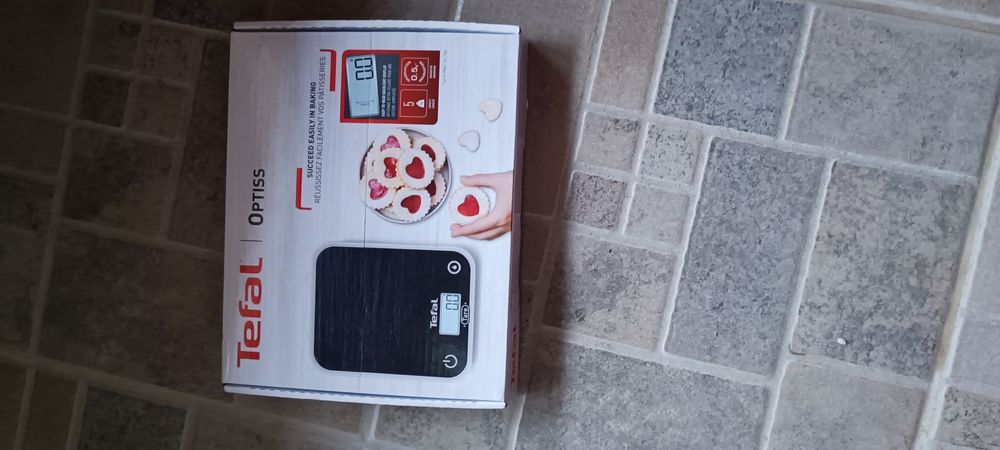 Vând cântar  de bucătărie electronic pt alimente  Tefal Optiss