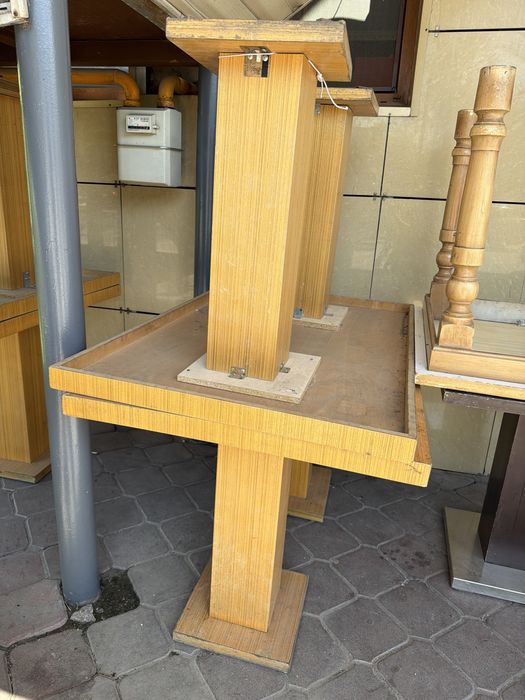 стул деревянный