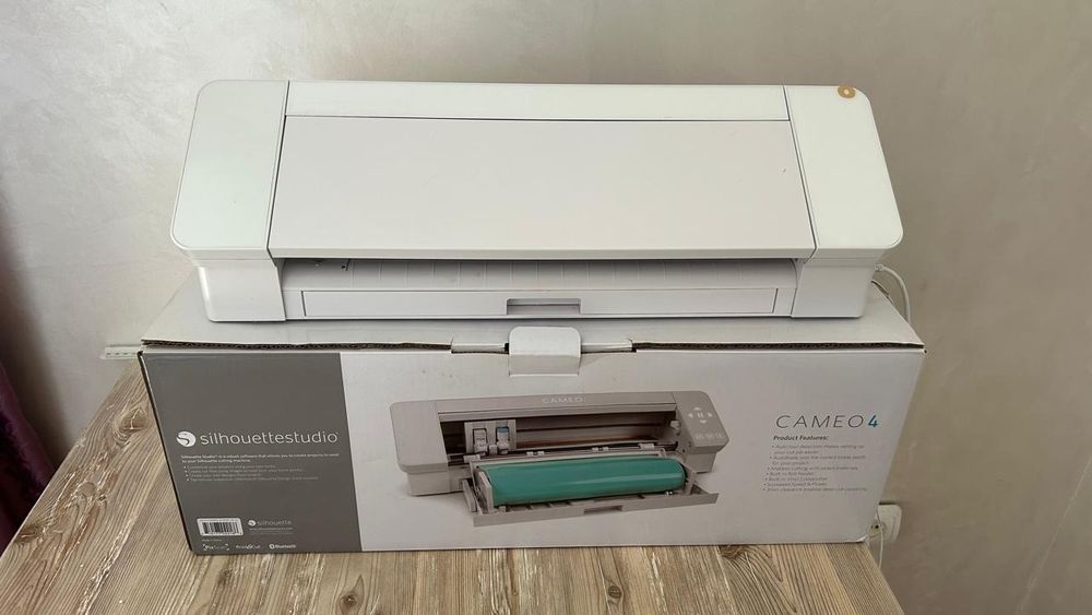 Плоттер Камео 4 б/у