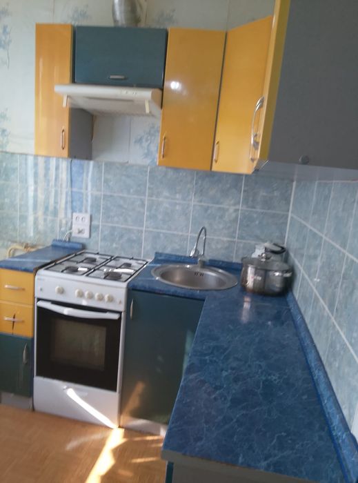 Продам квартиру двухкомнатную