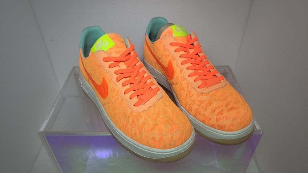 Обувки и аксесоари NIKE