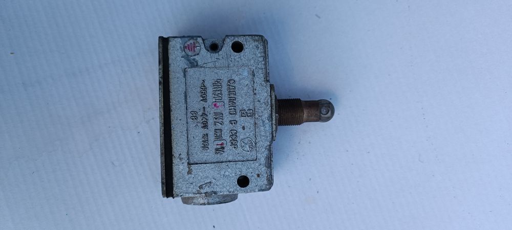 Выключатель концевой