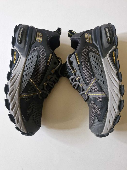 Sneakers Skechers Max Protect 41