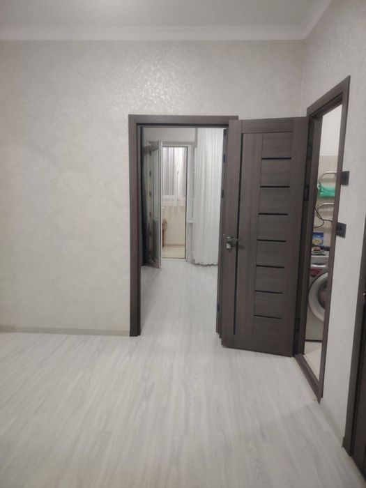 Сергели 5А.2 хона 3 этаж 66 кв балконли уй срочно сотилади