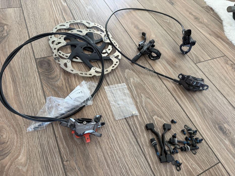 Спирачки Shimano XT-8120 Четири Бутални