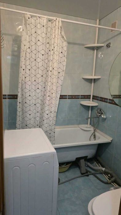 В продаже 2шка р-йн кривого магазина