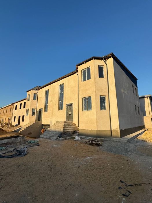 Yangiariq tuman markazida 375m² kotejlar!
Янги курилаётган 3-етажли