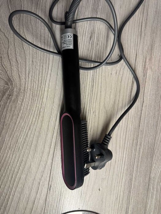 Ondulator + Perie electrică pentru îndreptat