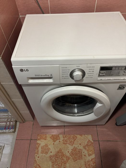 Срочно продам стиральную машину лдж