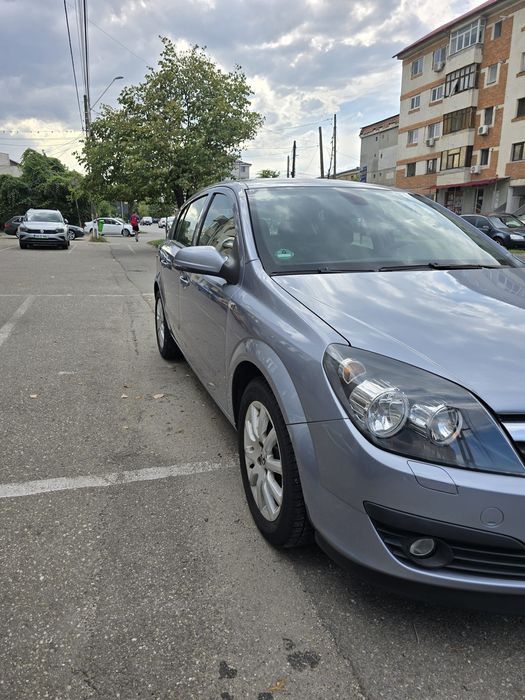 Opel astra h 1.6 116 cp