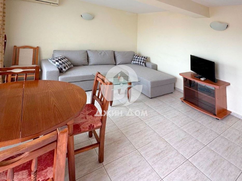 Продава се Двустаен апартамент в к.к. Слънчев бряг - 55 кв.м за 705 €/кв.м - Снимка #1