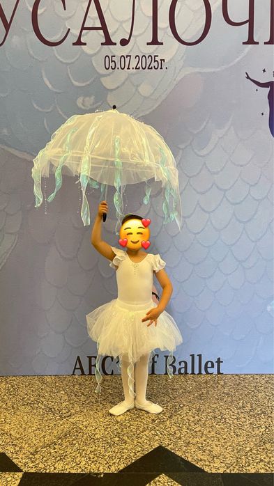 Продам балетные костюмы и пачку