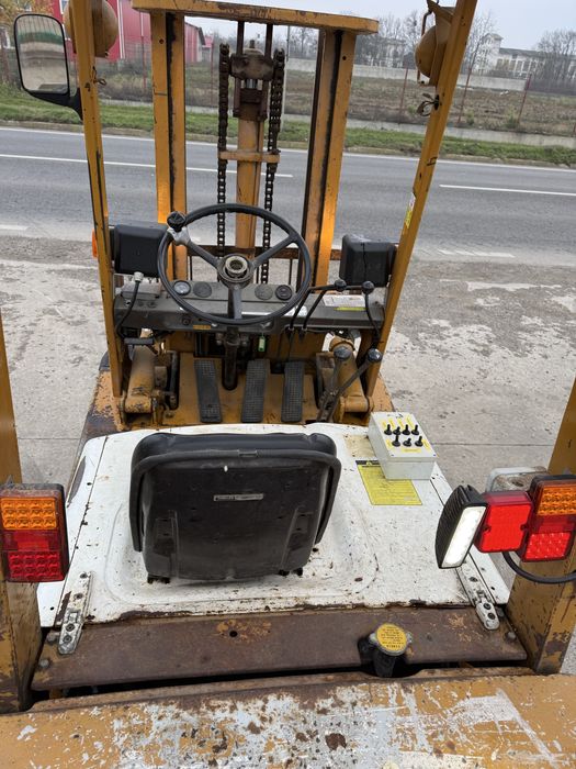 Stivuitor motostivuitor