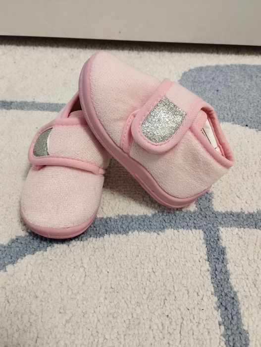 Детски пантофи - различни номера