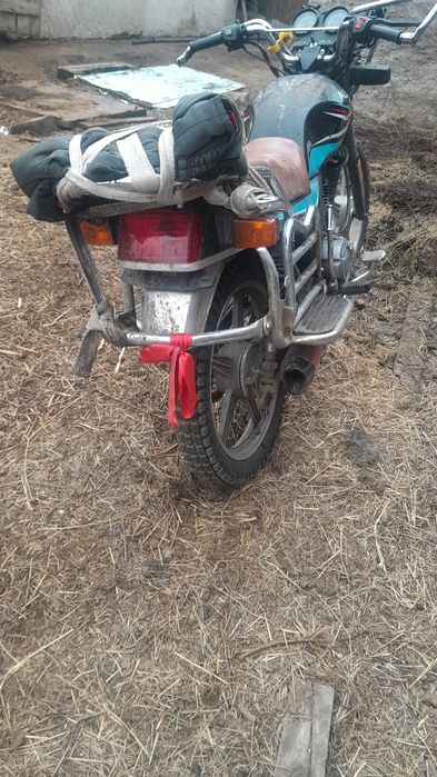 Мотоцикл 200 куб
