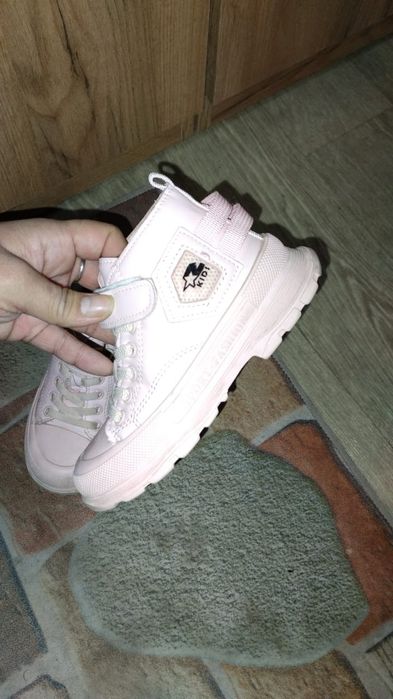 Обувь на девочку