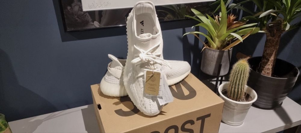 ##NOU## YEEZY Bone calitate premium •Verificare colet•