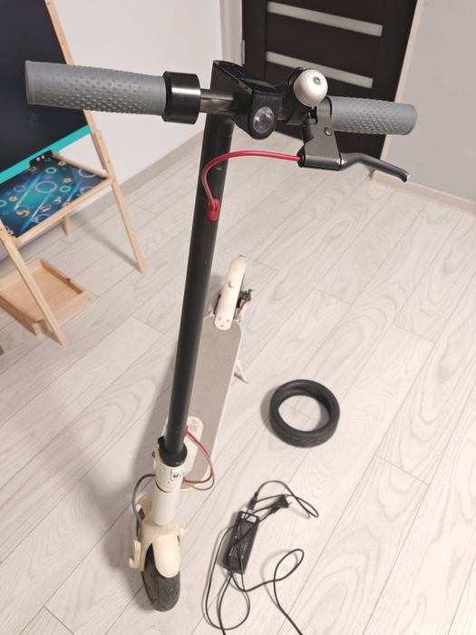 Trotineta pliabila Xiaomi M365