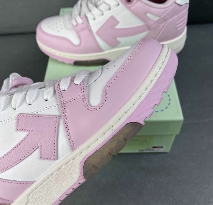 Off White out of office