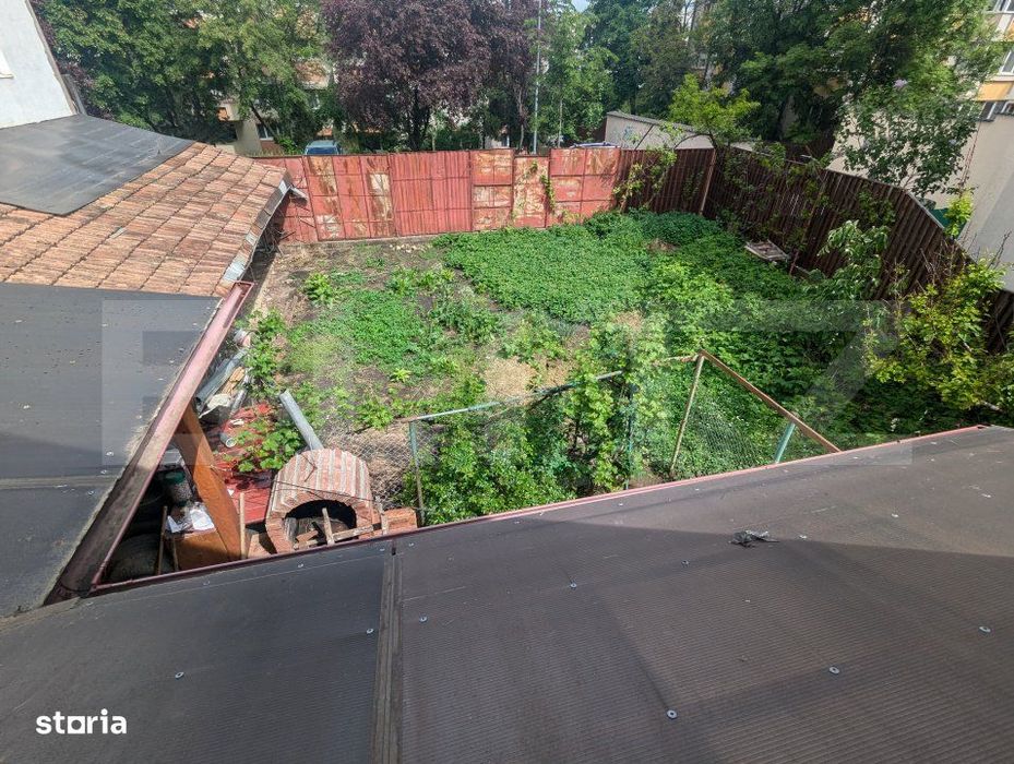 Casa renovabila/demolabila, teren 481 mp, 2 fronturi, zona Intre Lacur